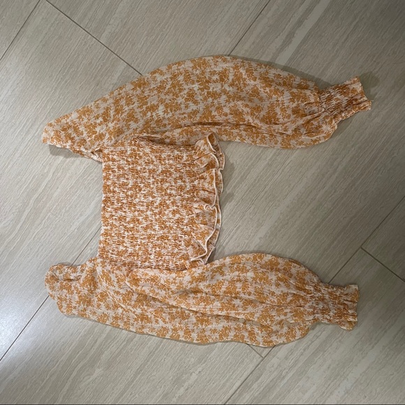 SOLD ON MERCARI - Picture 3 of 4